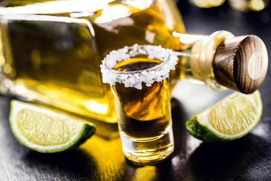 Как пить текилу